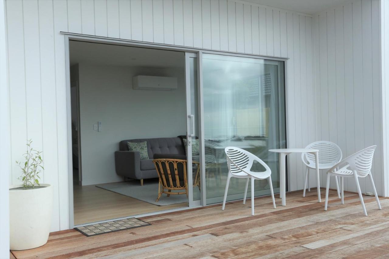 Seascape Accommodation Кака Пойнт Екстериор снимка